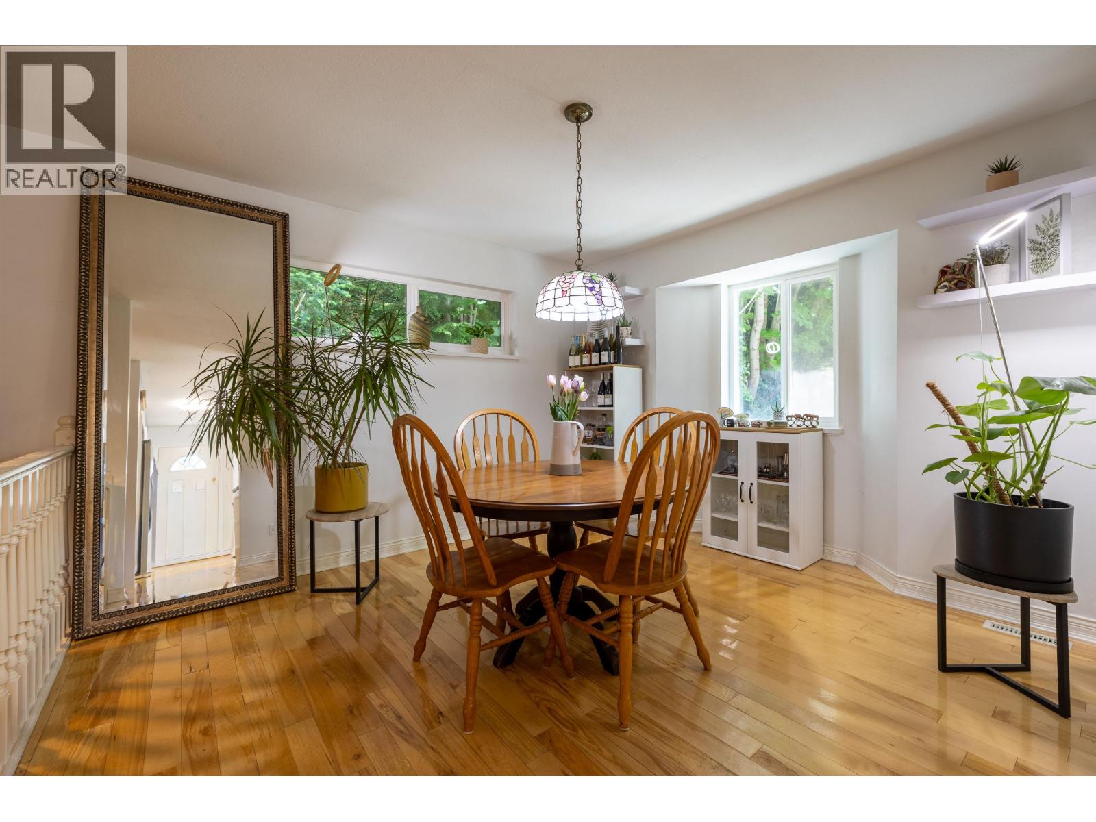 40 2401 MAMQUAM ROAD, Squamish
