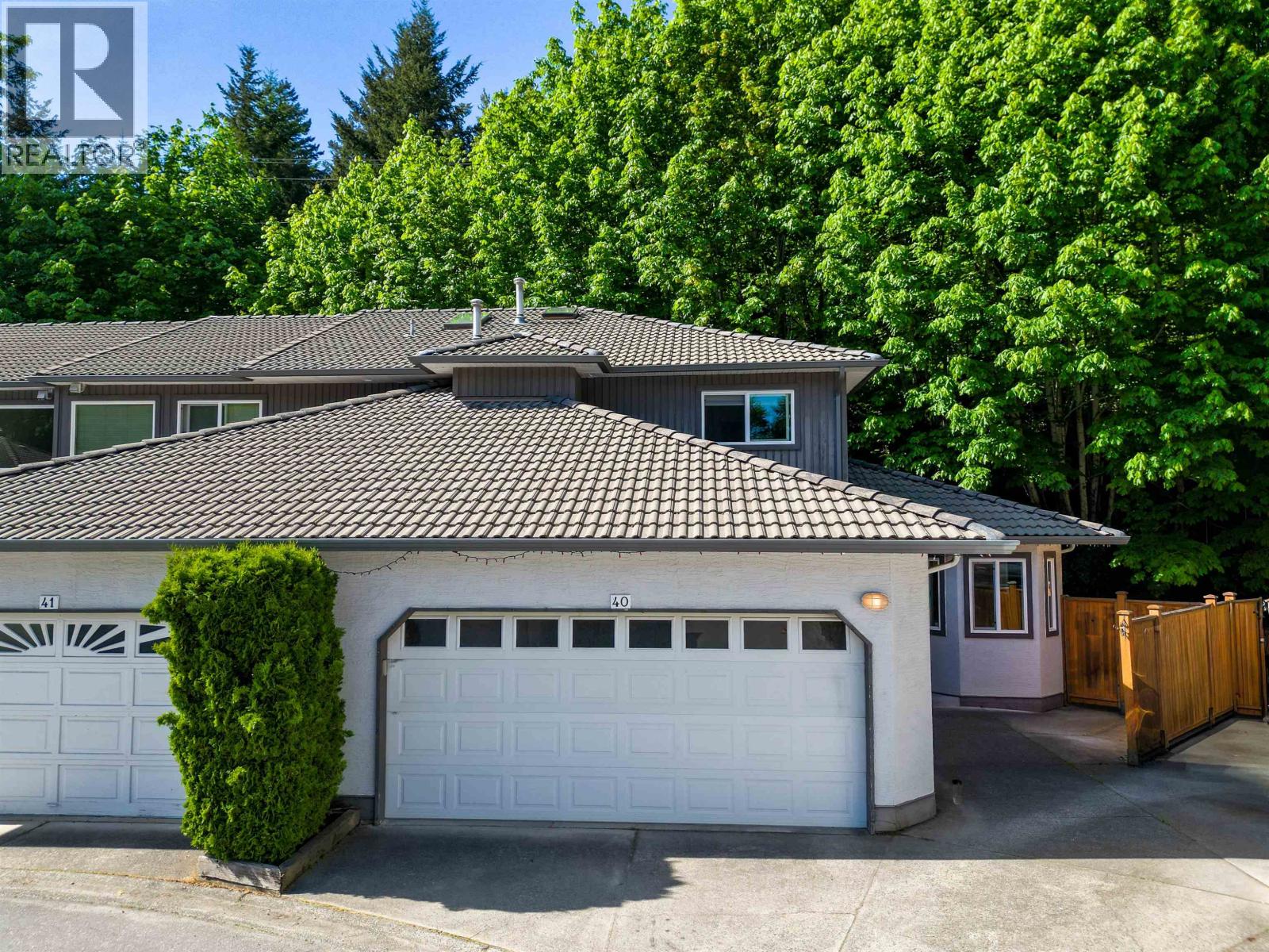 40 2401 MAMQUAM ROAD, Squamish