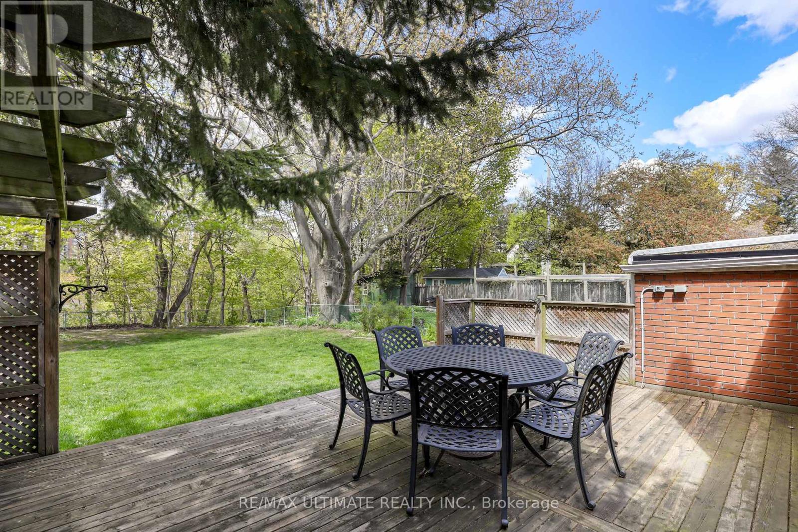 220 PARKVIEW HILL CRESCENT - 18