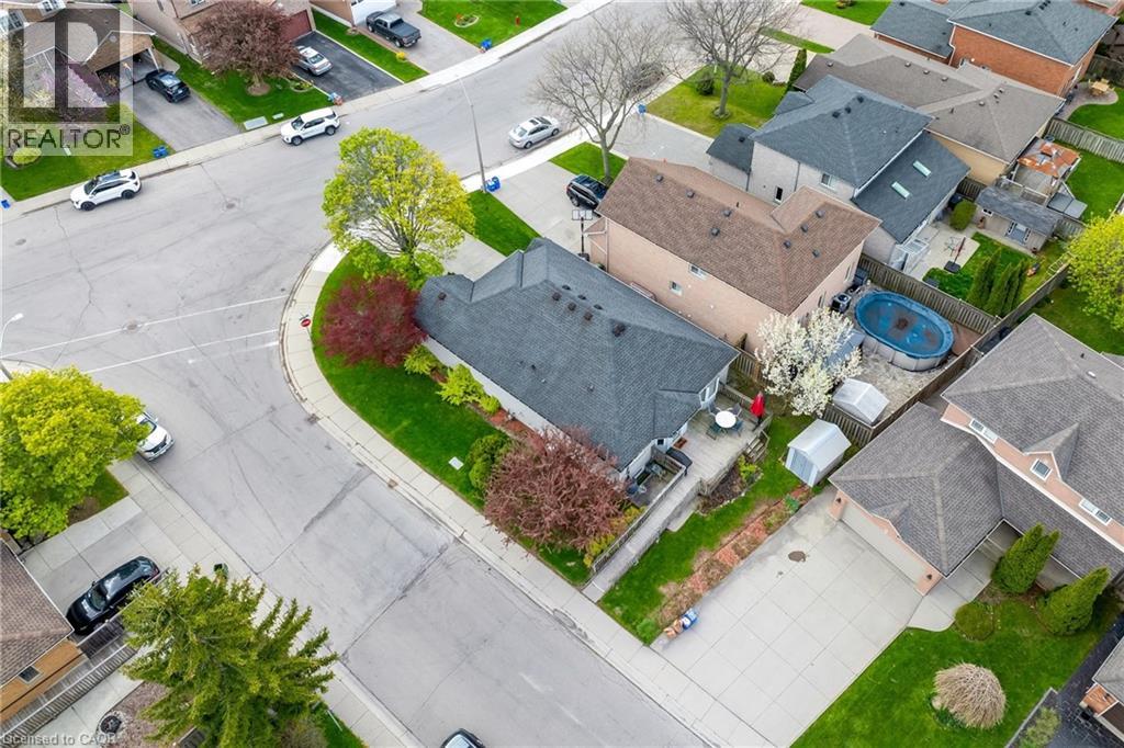 50 SPADARA Drive - 40