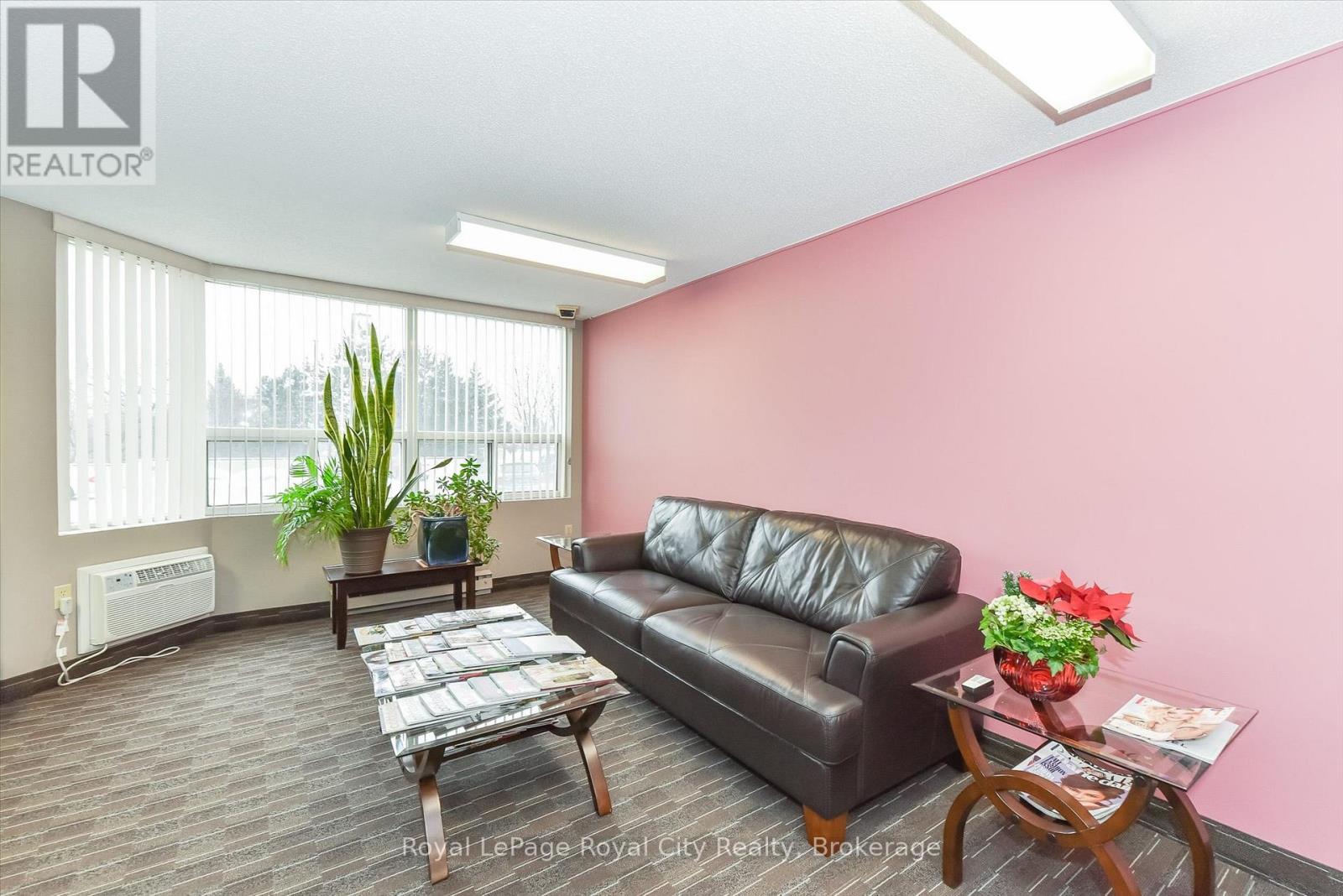 #1410 35 GREEN VALLEY DRIVE - 37
