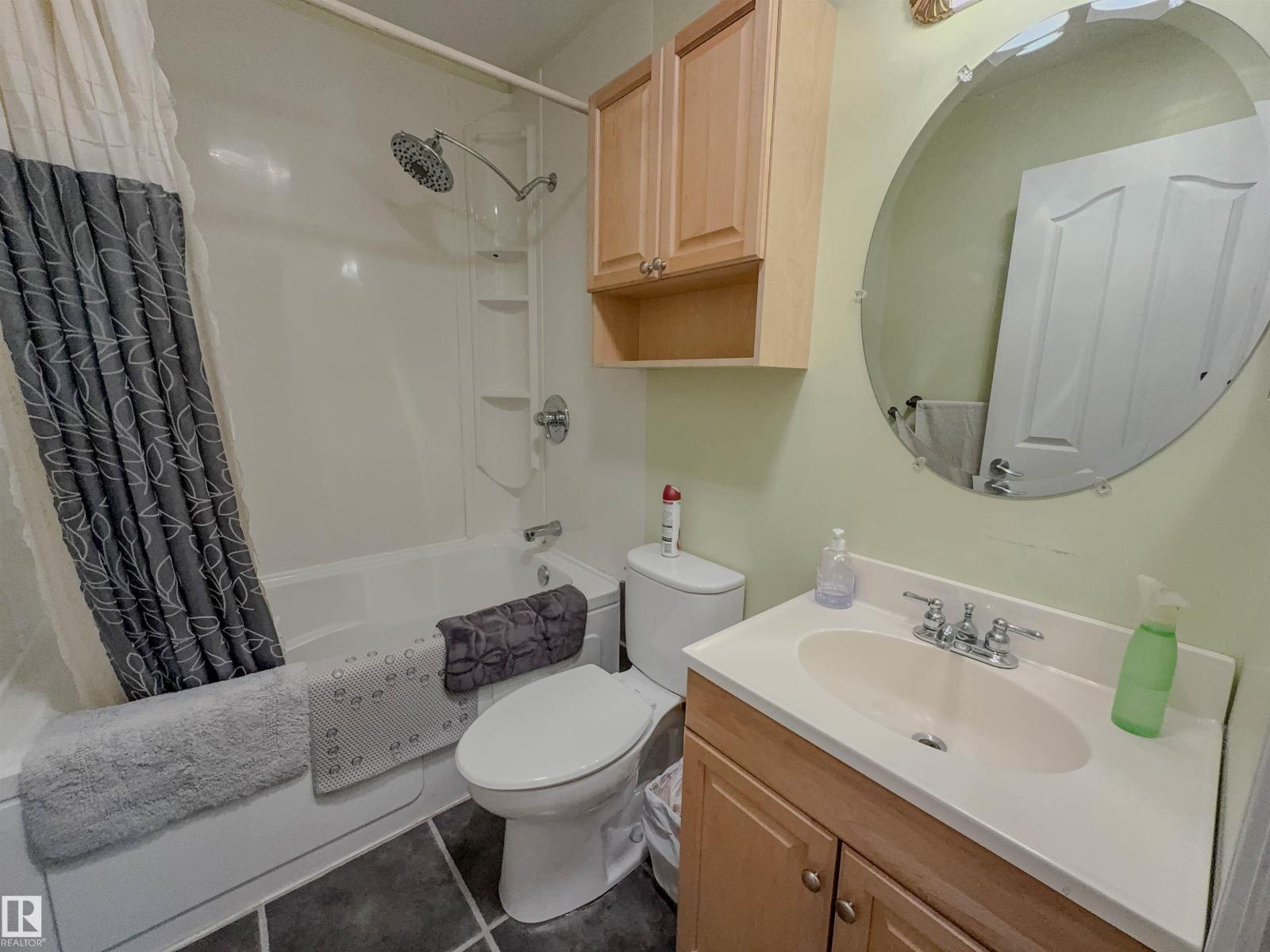 8651 27 AV NW - 20