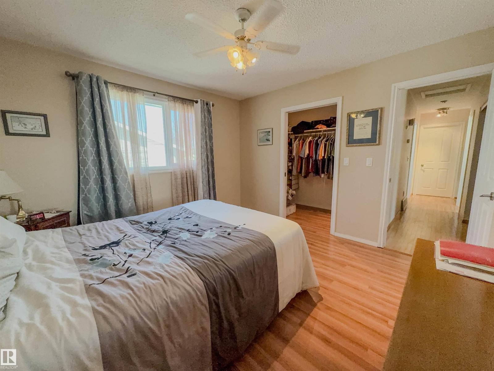 8651 27 AV NW - 25