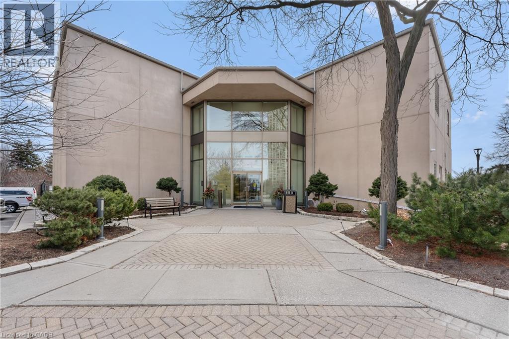 #918 2261 LAKESHORE Boulevard W - 25