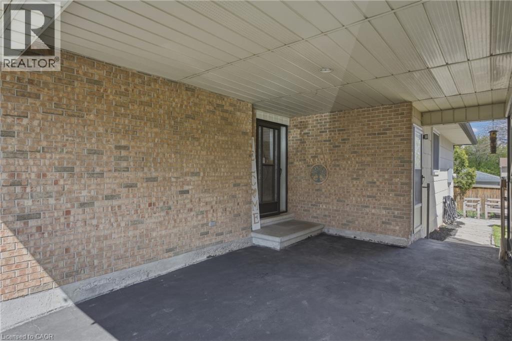 19 GREENDALE Crescent, Kitchener, Ontario, N2A2R5 — Photo 29