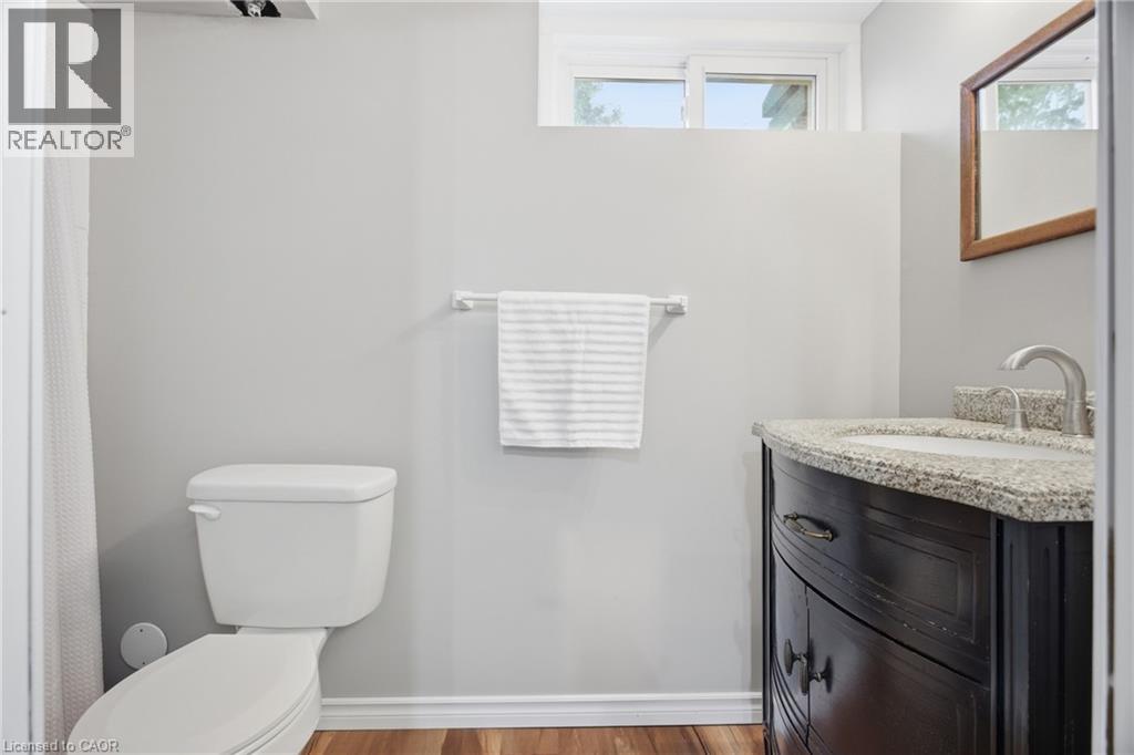 19 GREENDALE Crescent, Kitchener, Ontario, N2A2R5 — Photo 32