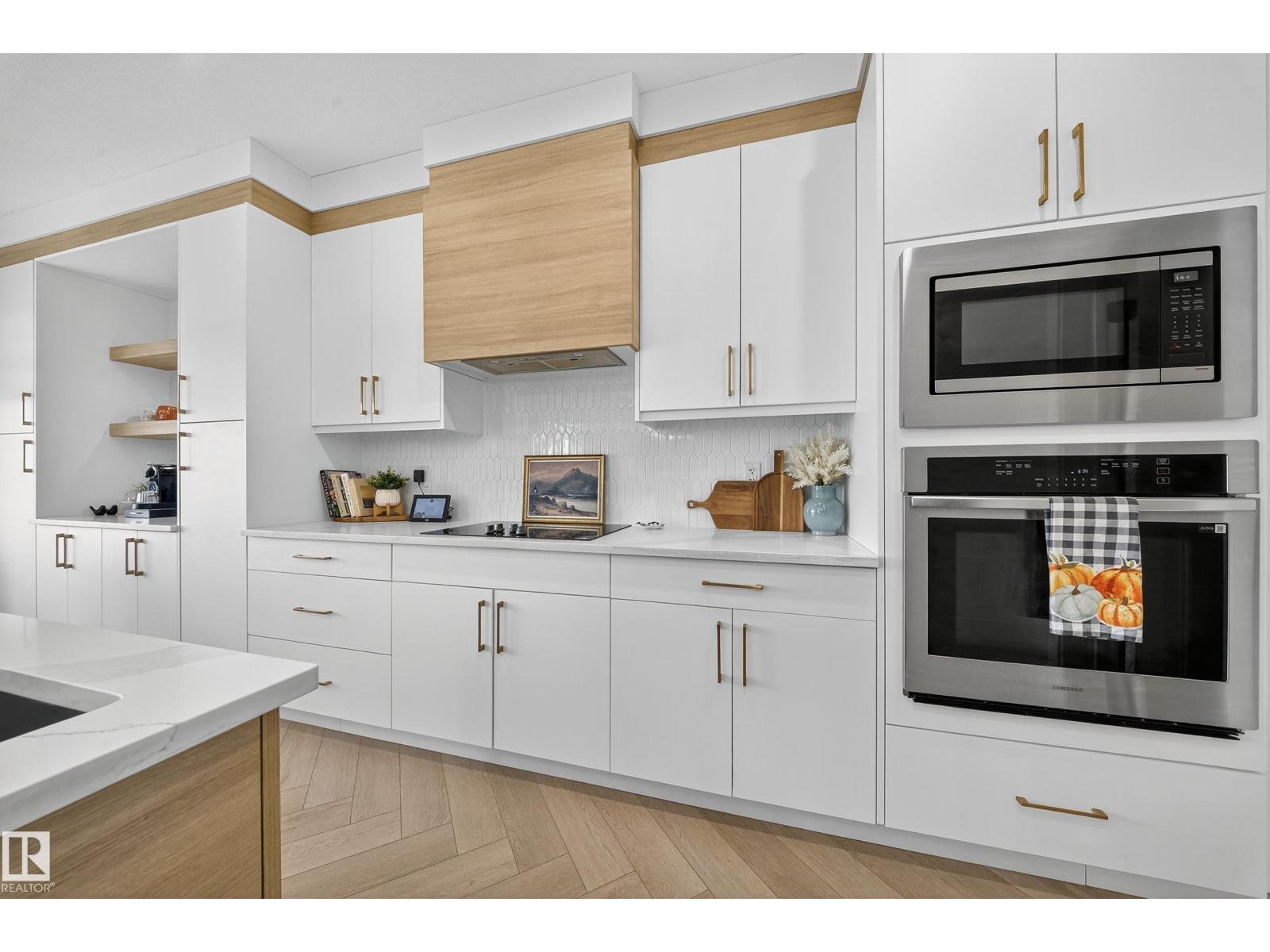 16527 3 ST NE - 19