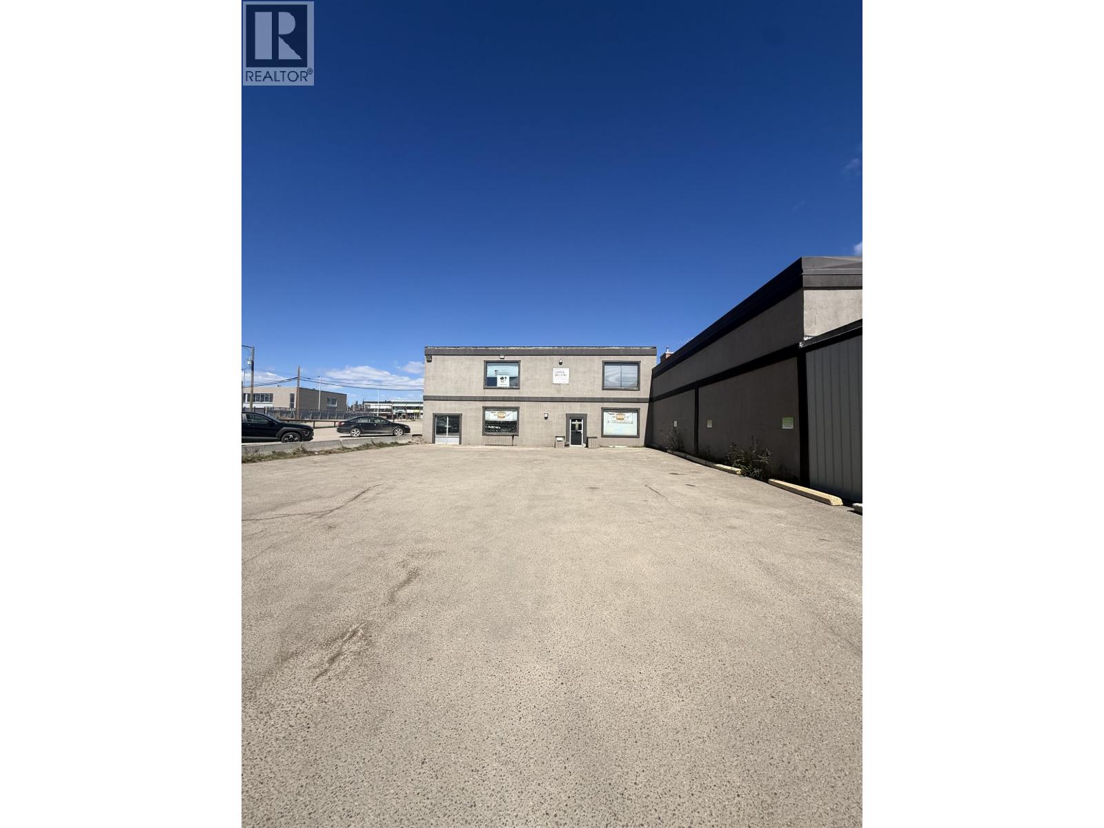 1 10032 99 AVENUE, Fort St. John — photo 2