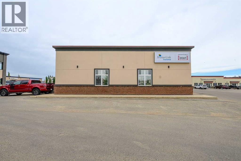 Lower 11725 105 Street - Photo 12