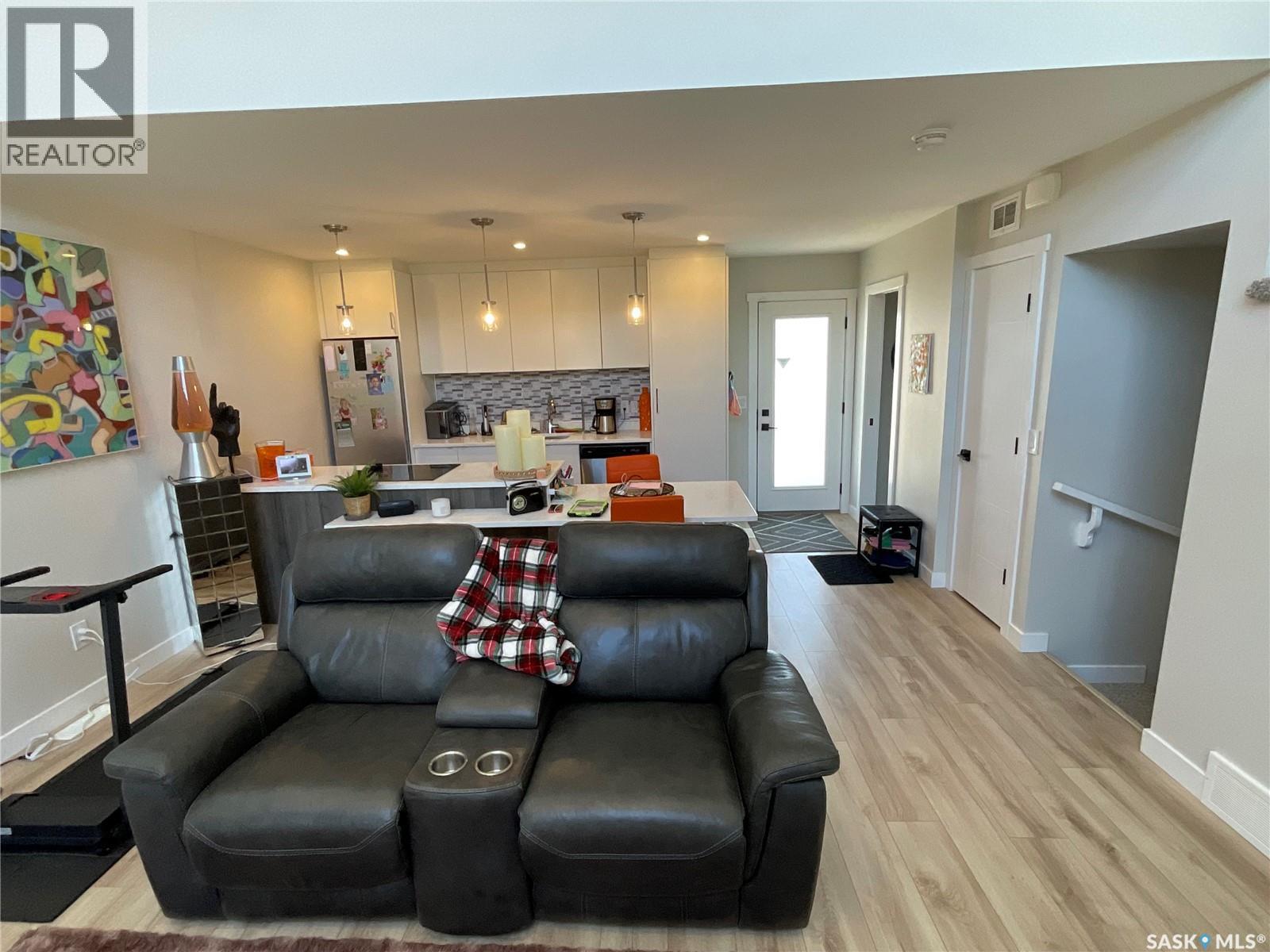 #117 Westfield ROAD - 4