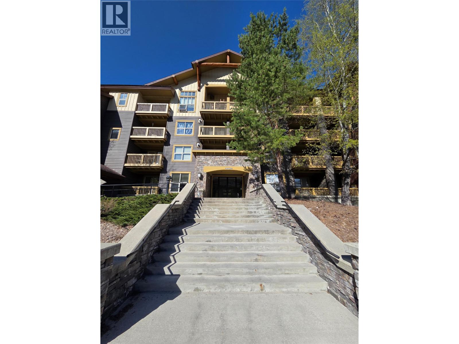 #304 2070 Summit Drive - 26