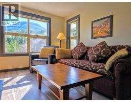 2070 Summit Drive Unit# 304, Panorama, BC V0A1T0 Photo 10