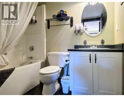 2070 Summit Drive Unit# 304, Panorama, BC V0A1T0 Photo 16
