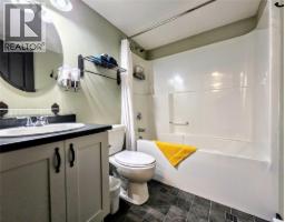 2070 Summit Drive Unit# 304, Panorama, BC V0A1T0 Photo 17