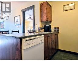 Dining room - 2070 Summit Drive Unit# 304, Panorama, BC V0A1T0 Photo 6