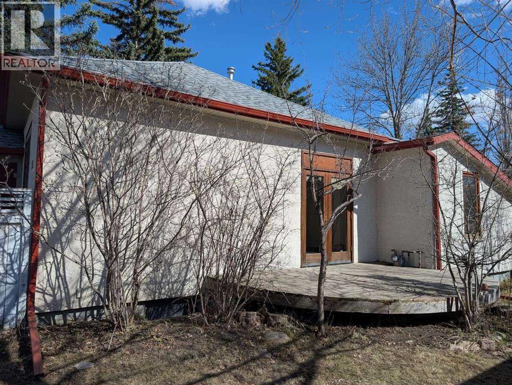 53 Elma Street W - 5