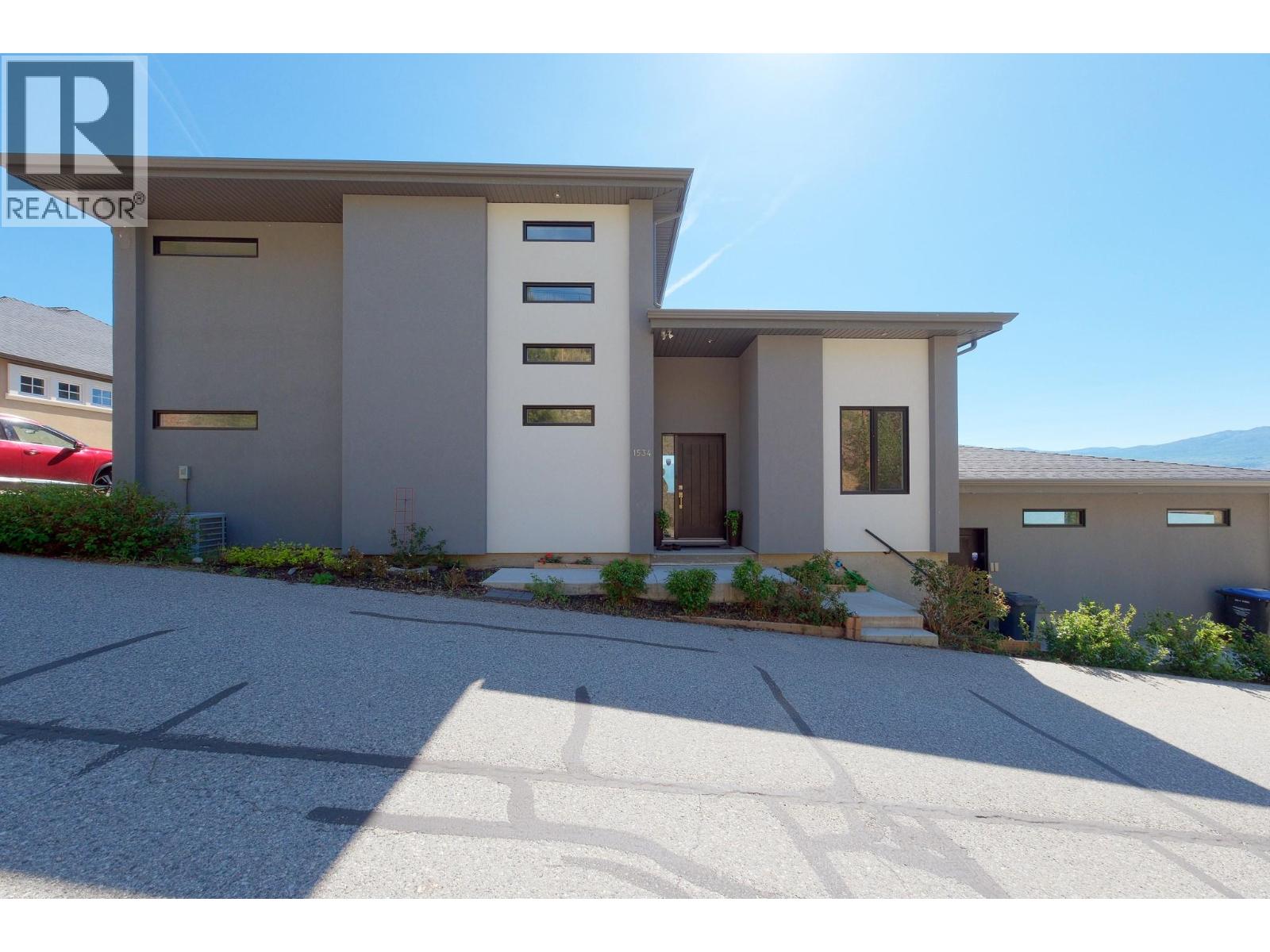 1534 GREGORY Road - Image 2