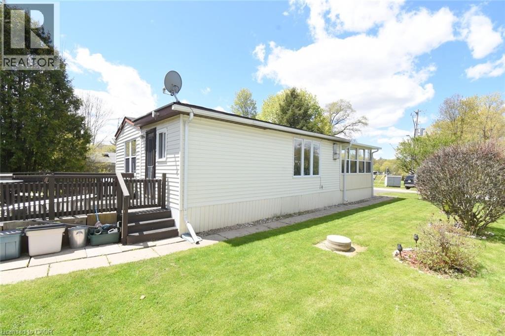 #5 PONDVIEW 2490 GOVERNORS Road - 24