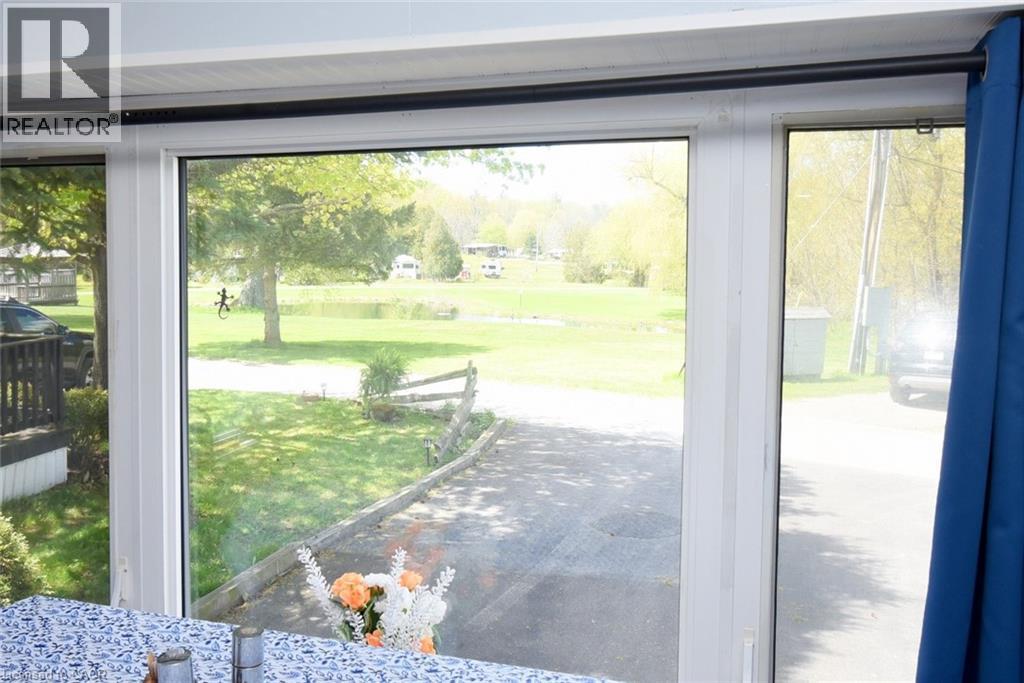 #5 PONDVIEW 2490 GOVERNORS Road - 13