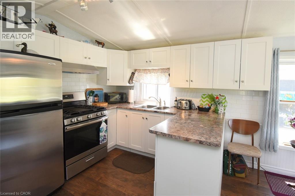 #5 PONDVIEW 2490 GOVERNORS Road - 14