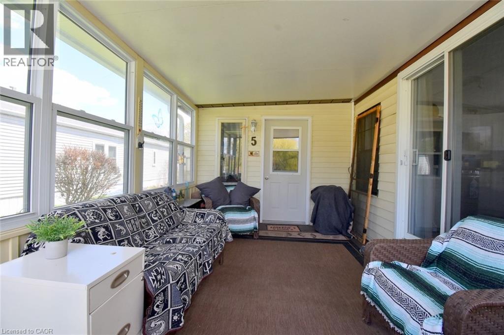 #5 PONDVIEW 2490 GOVERNORS Road - 8