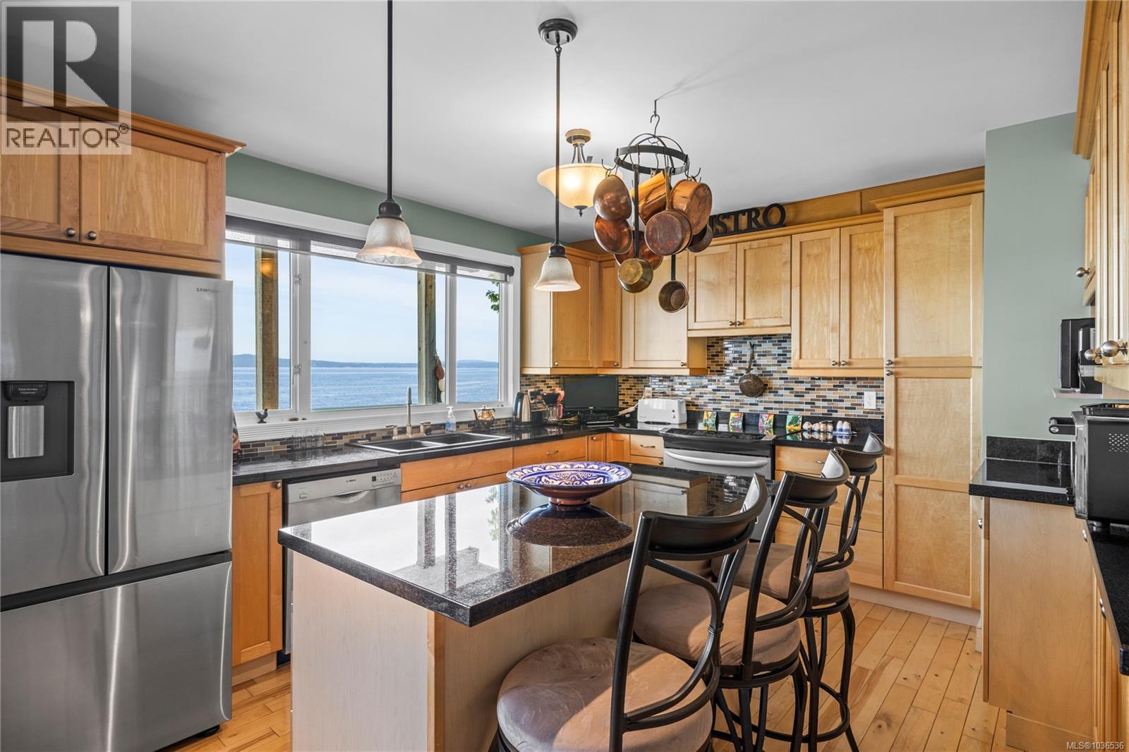 363 Chemainus Rd - 13