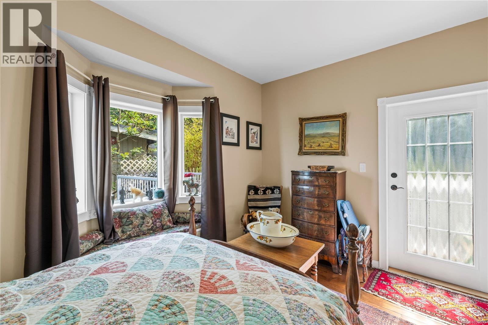 363 Chemainus Rd - 33