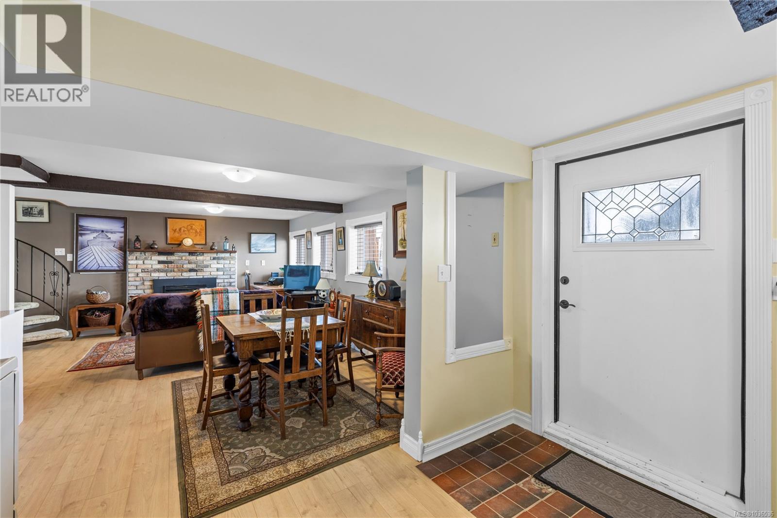 363 Chemainus Rd - 38