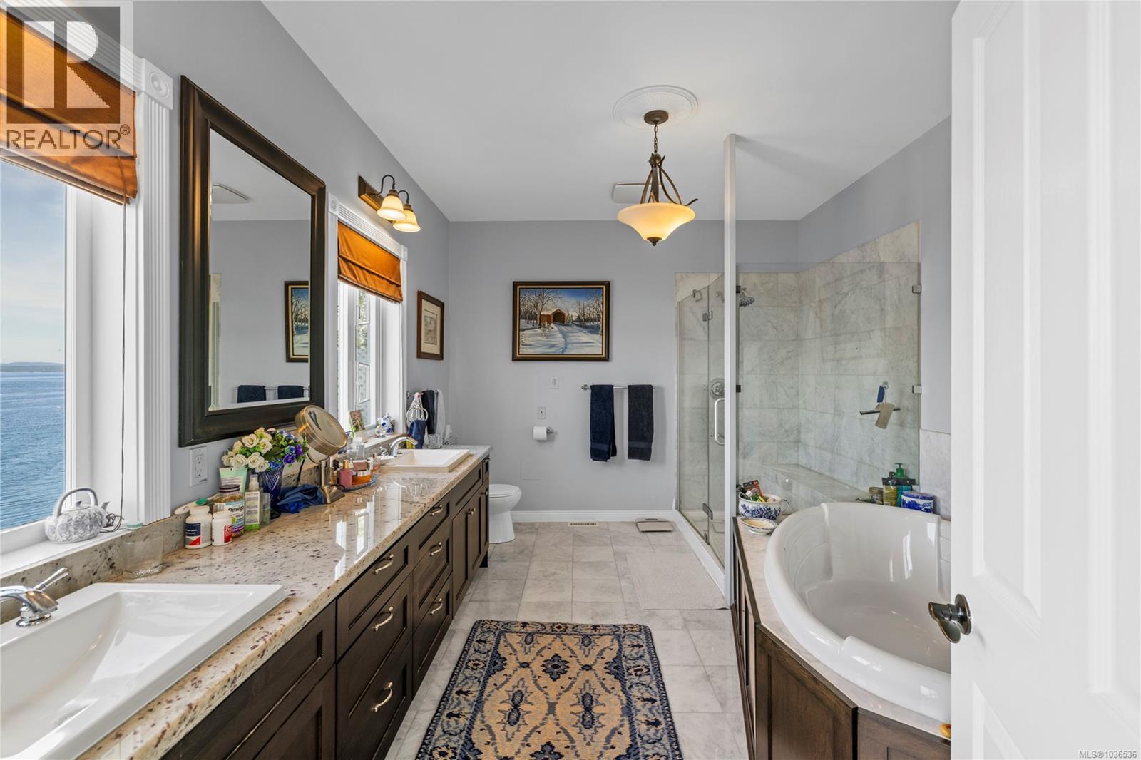 363 Chemainus Rd - 28