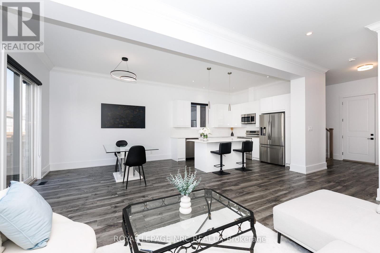 3 DAMUDE AVENUE - 16
