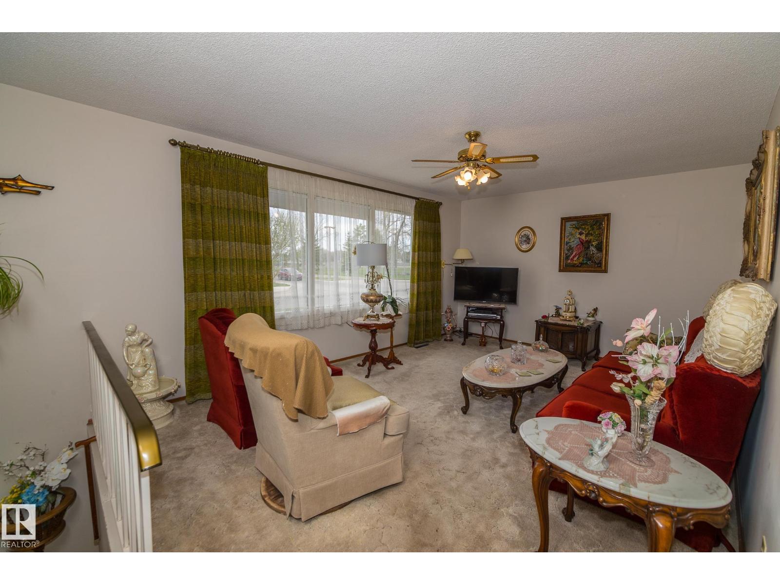 5915 115 ST NW - 14