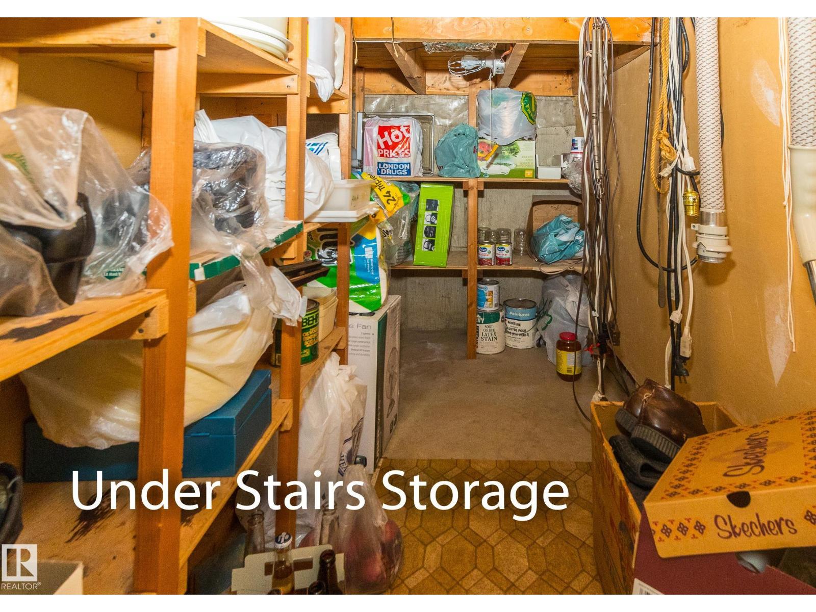 5915 115 ST NW - 39