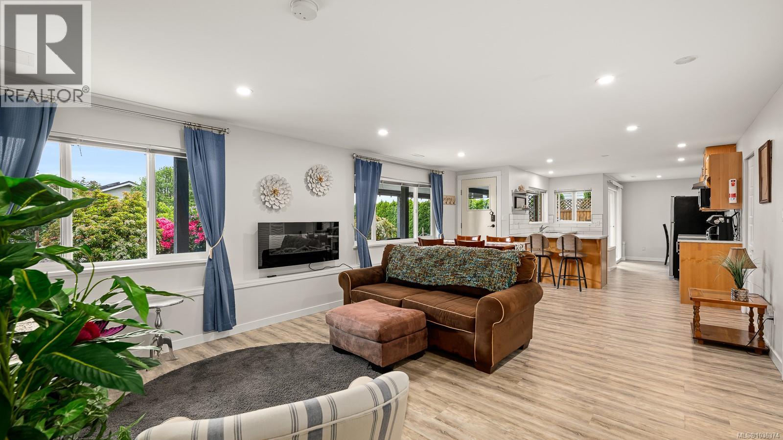 722 Nelson Rd - 56