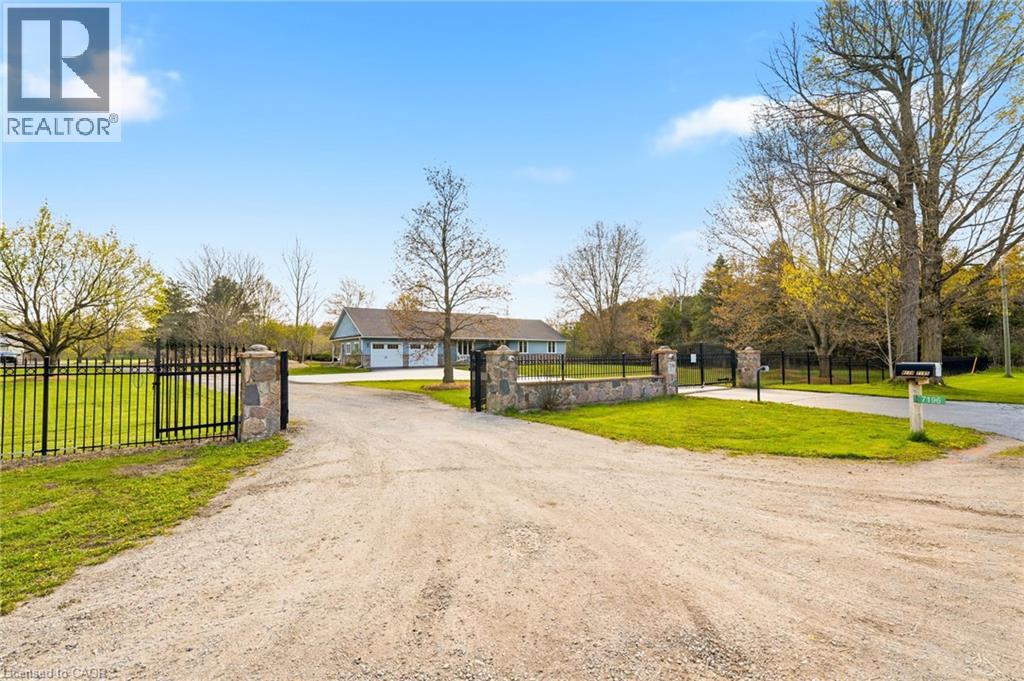 7196 MCNIVEN Road - 4