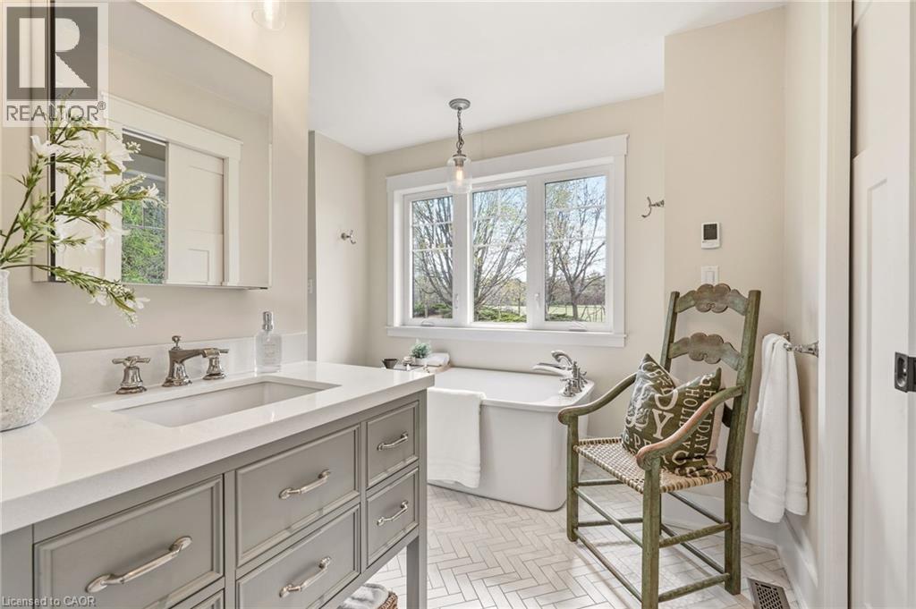 7196 MCNIVEN Road - 23