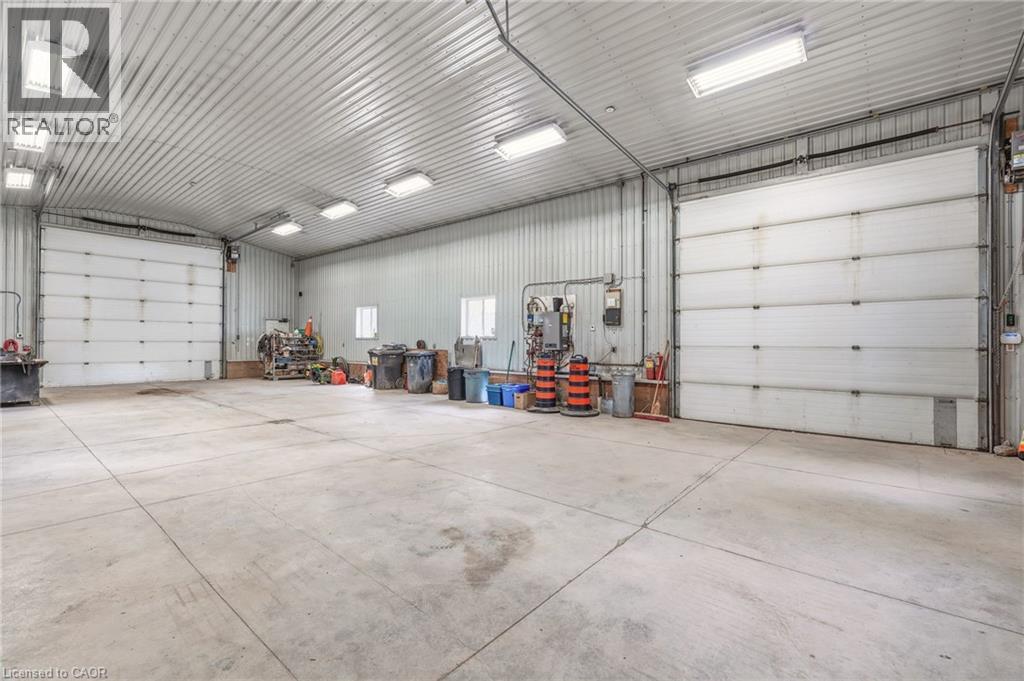7196 MCNIVEN Road - 36