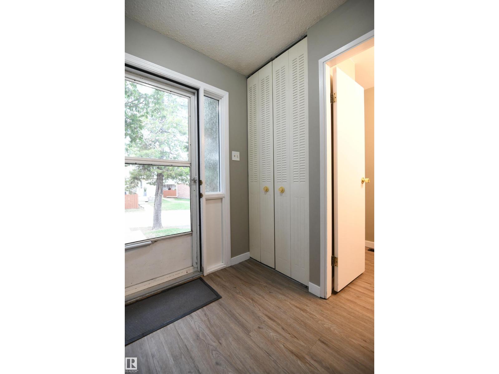 6706 36A AV NW, Edmonton
