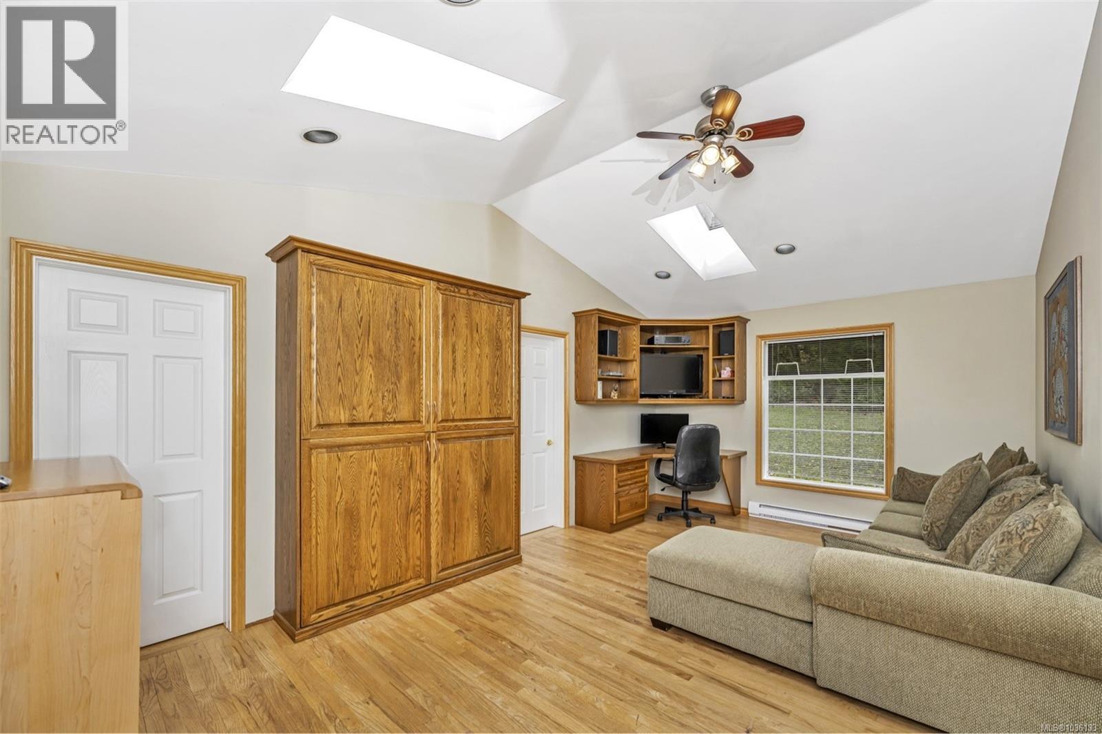 2812 Southey Point Rd - 45