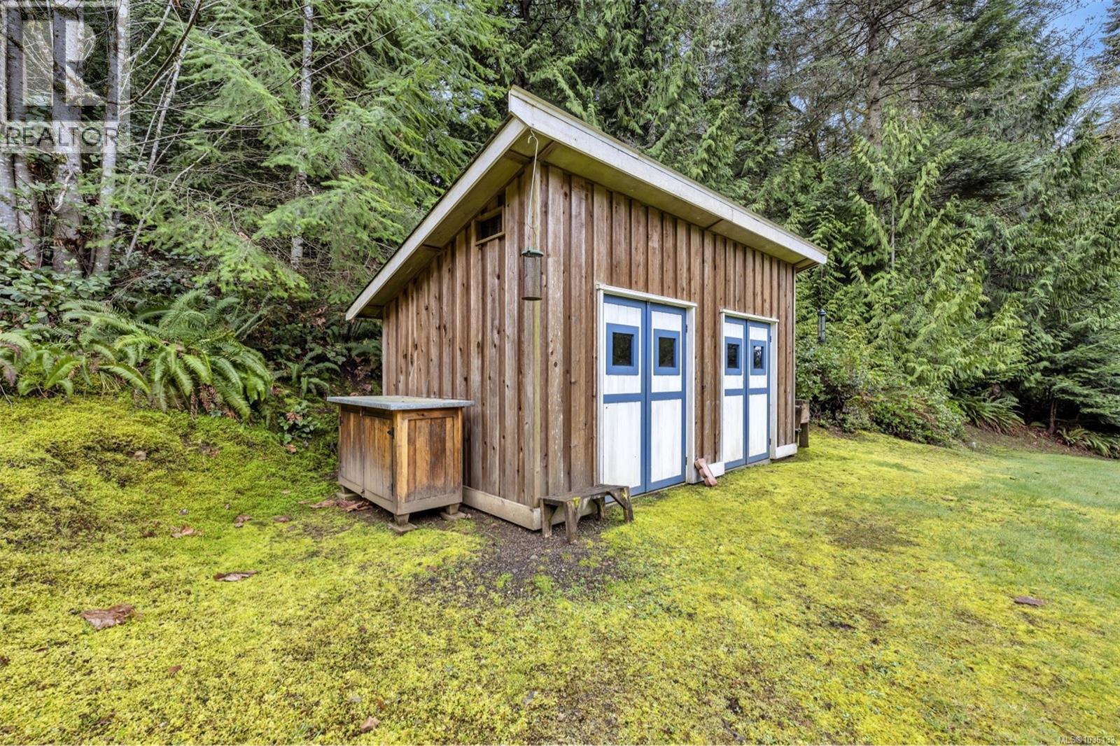 2812 Southey Point Rd - 33