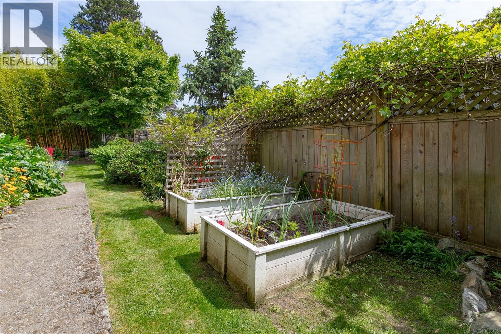 3307 Doncaster Rd - 53