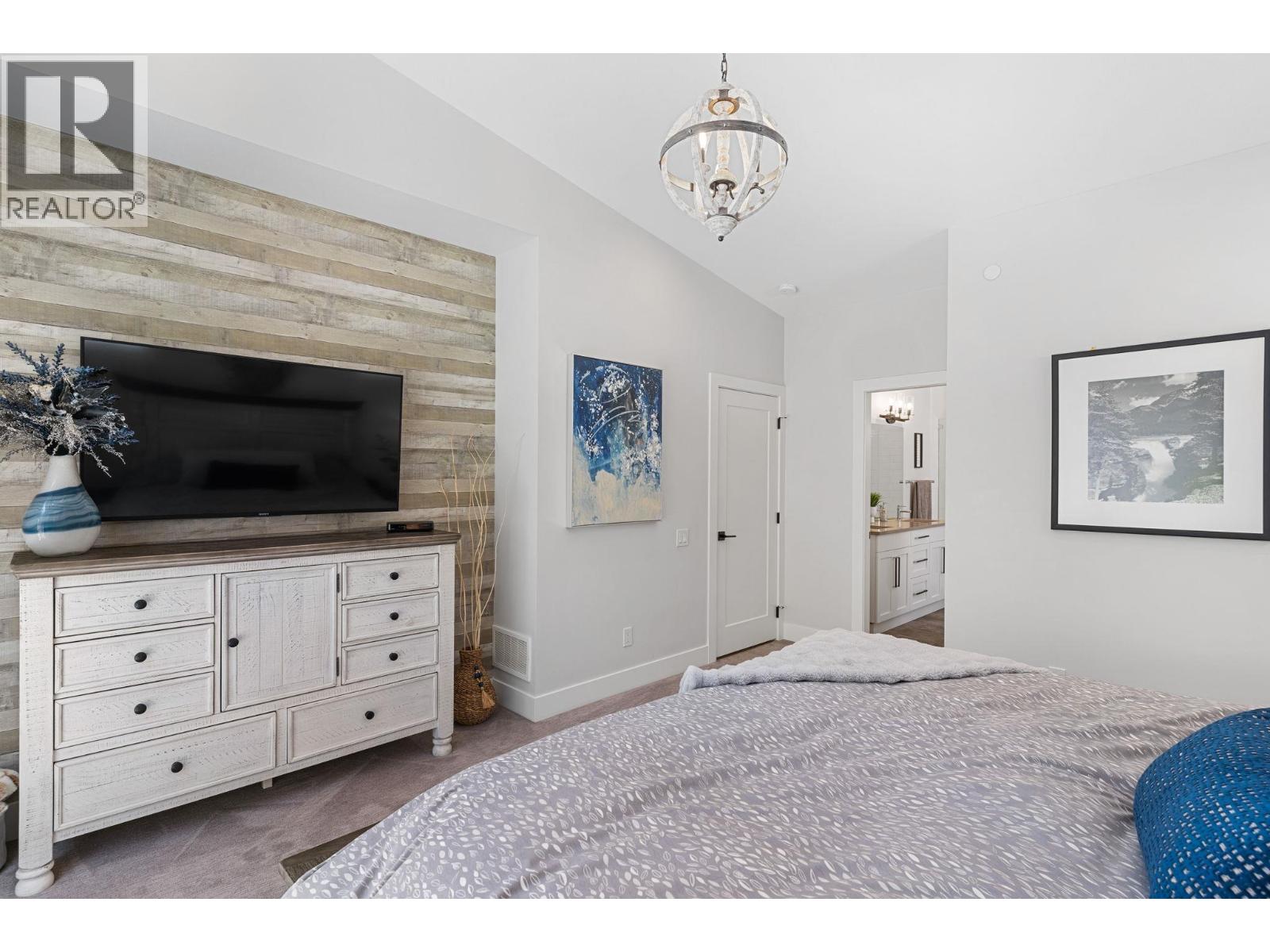 10100 Tyndall Road Unit# 13, Lake Country