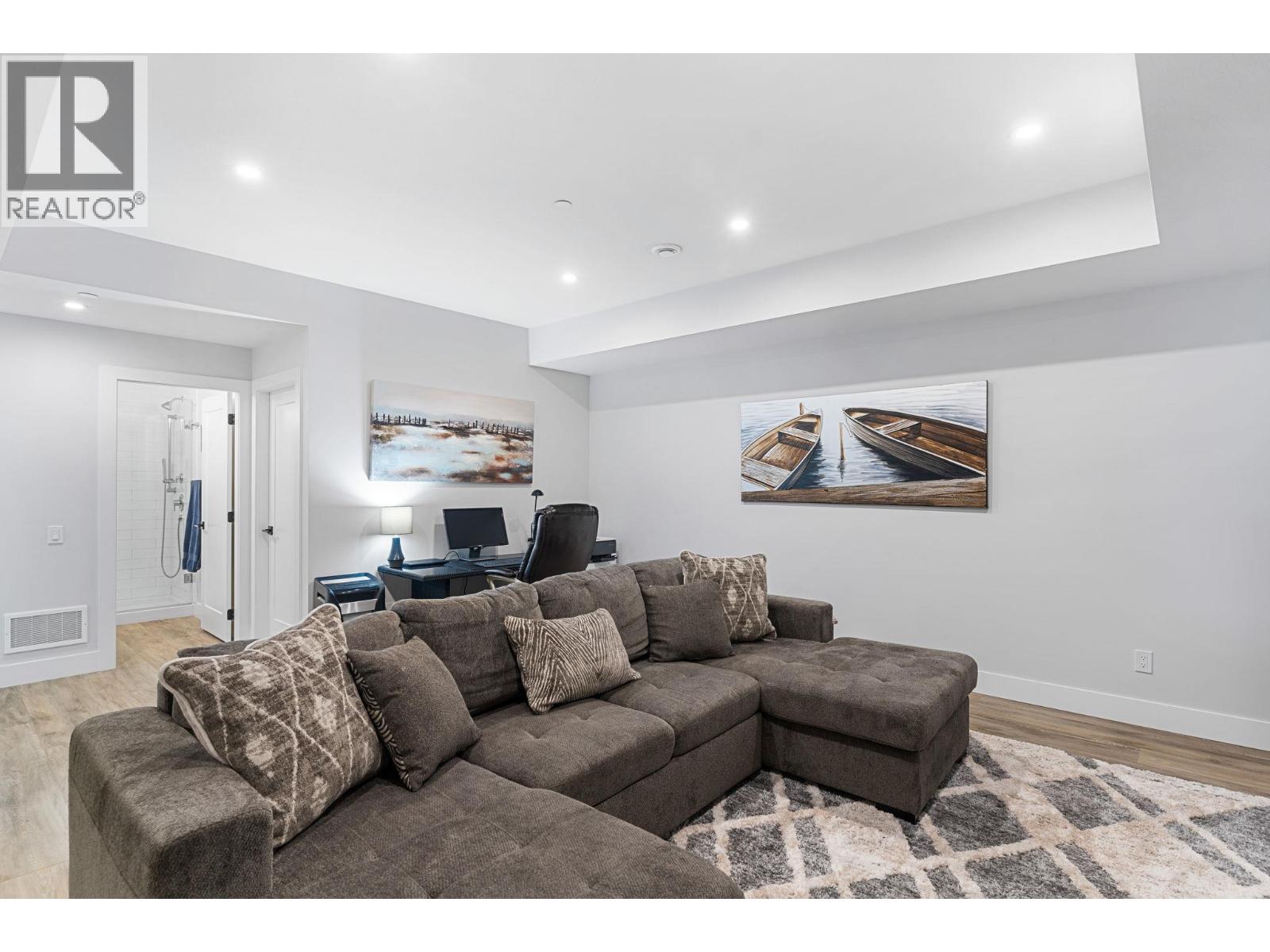 10100 Tyndall Road Unit# 13, Lake Country