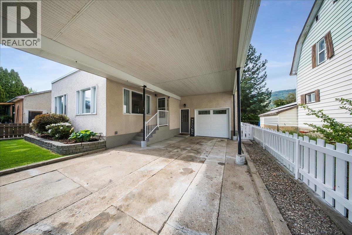 2120 Sixth Avenue - 47