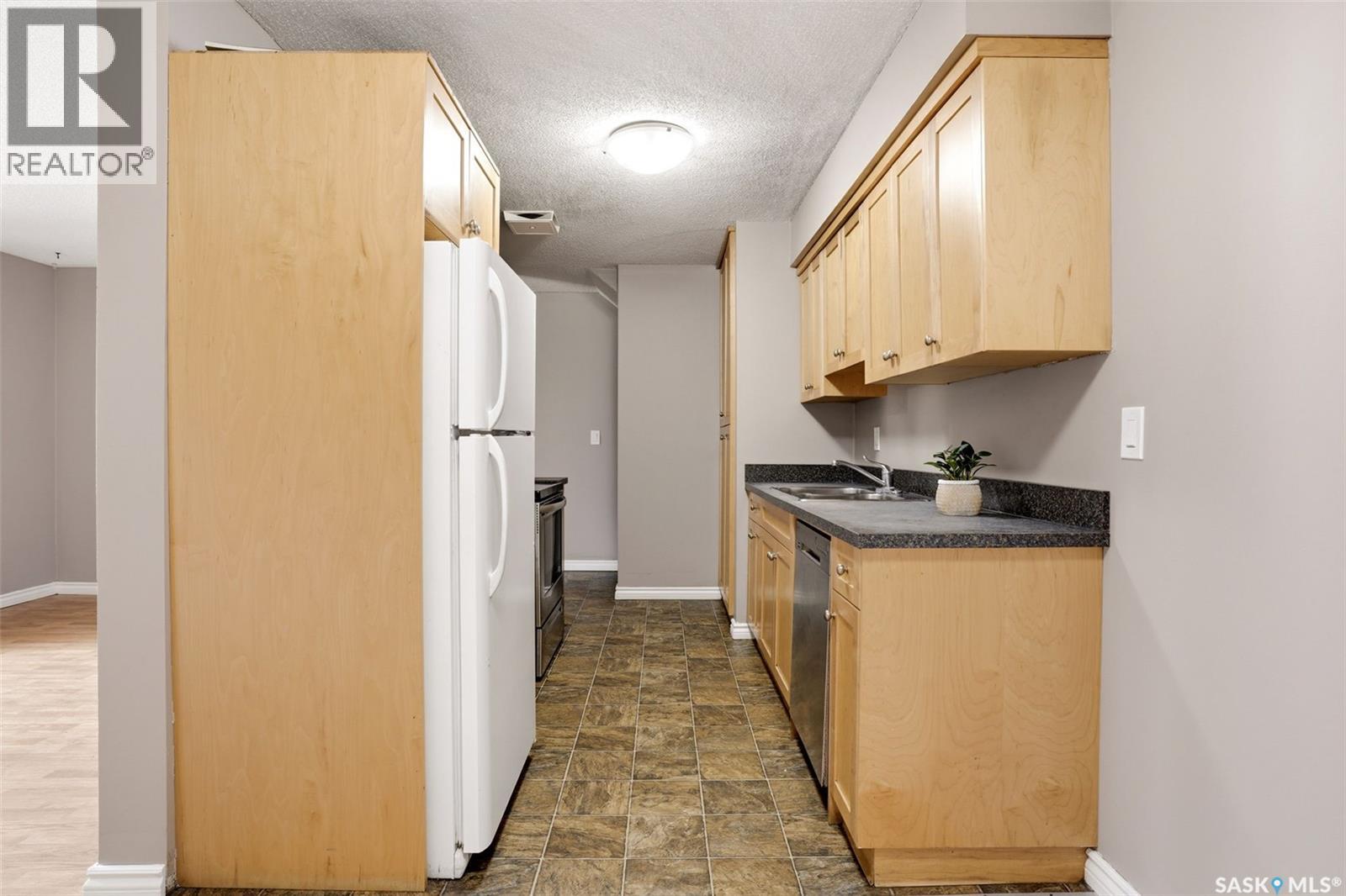 #4176 CASTLE ROAD - 7