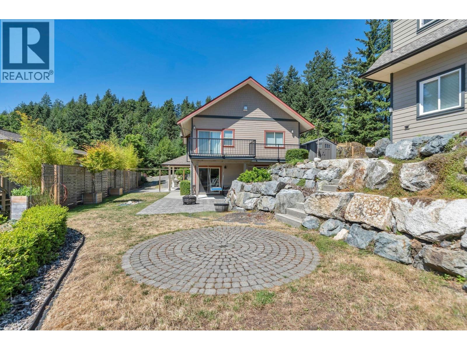 931 RIVENDELL DRIVE, Bowen Island