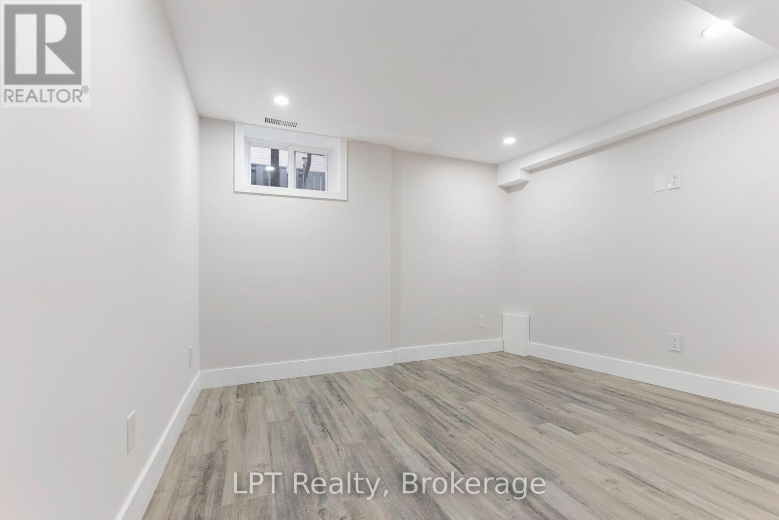 474 PHILLIP MURRAY AVENUE - 22