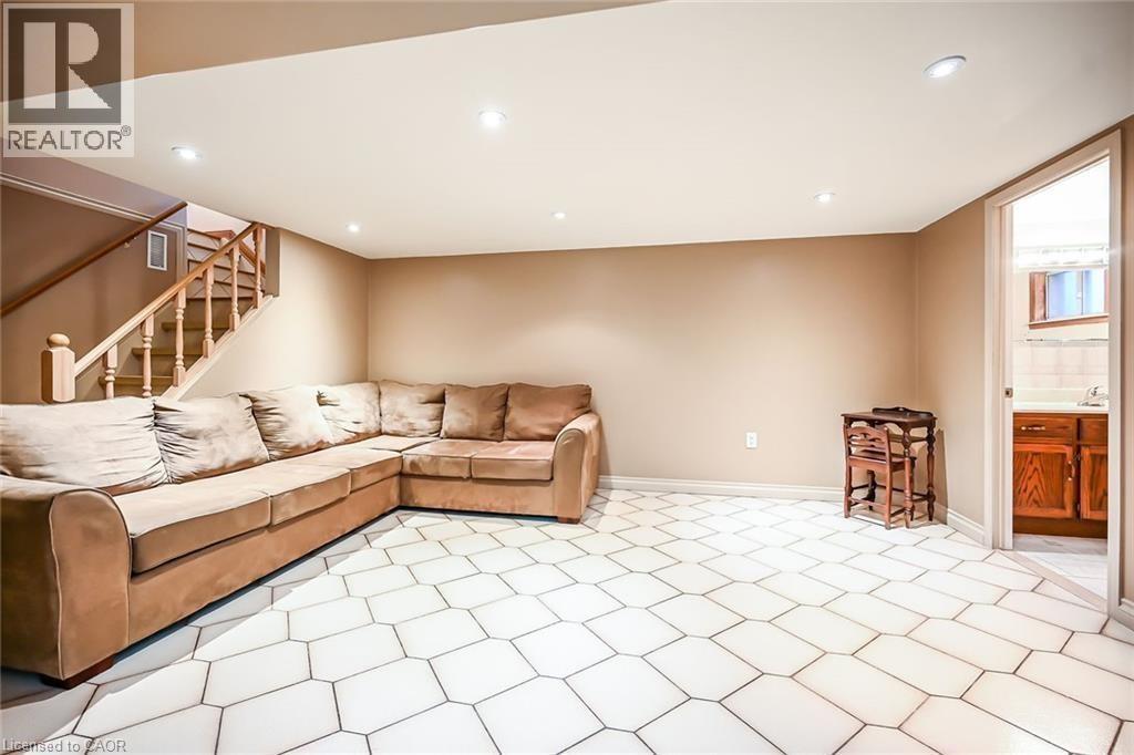 132 HOWE Avenue Unit# B, Hamilton, Ontario, L9A1X6 — Photo 10