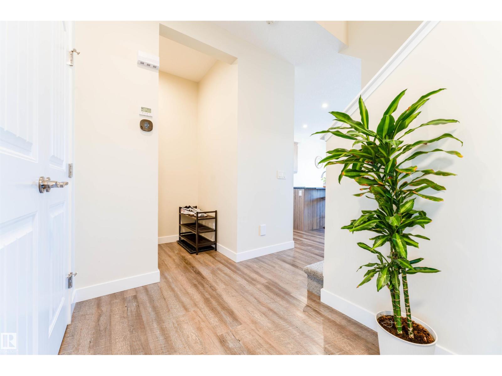 22938 95a AV NW NW, Edmonton