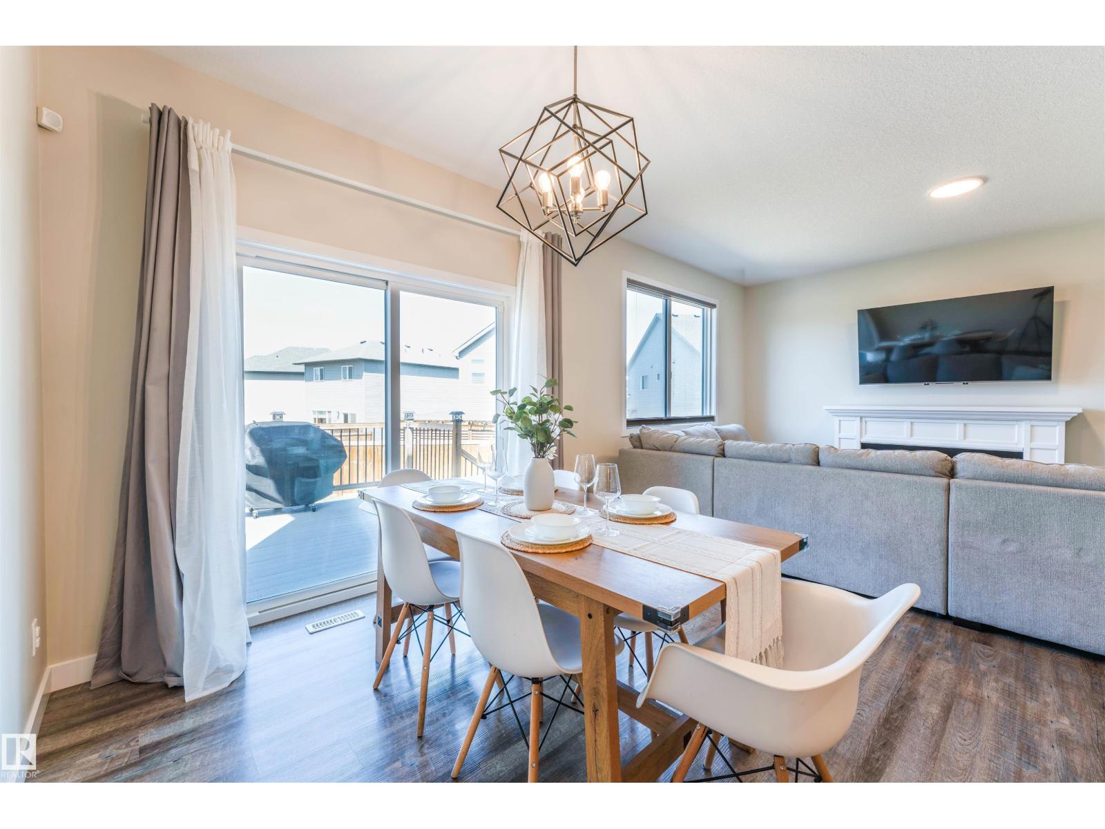 22938 95a AV NW NW, Edmonton