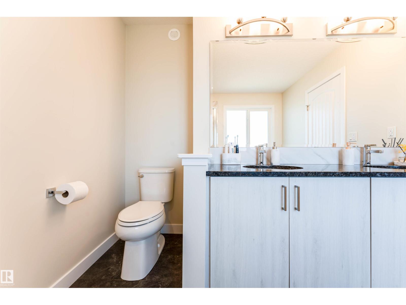 22938 95a AV NW NW, Edmonton